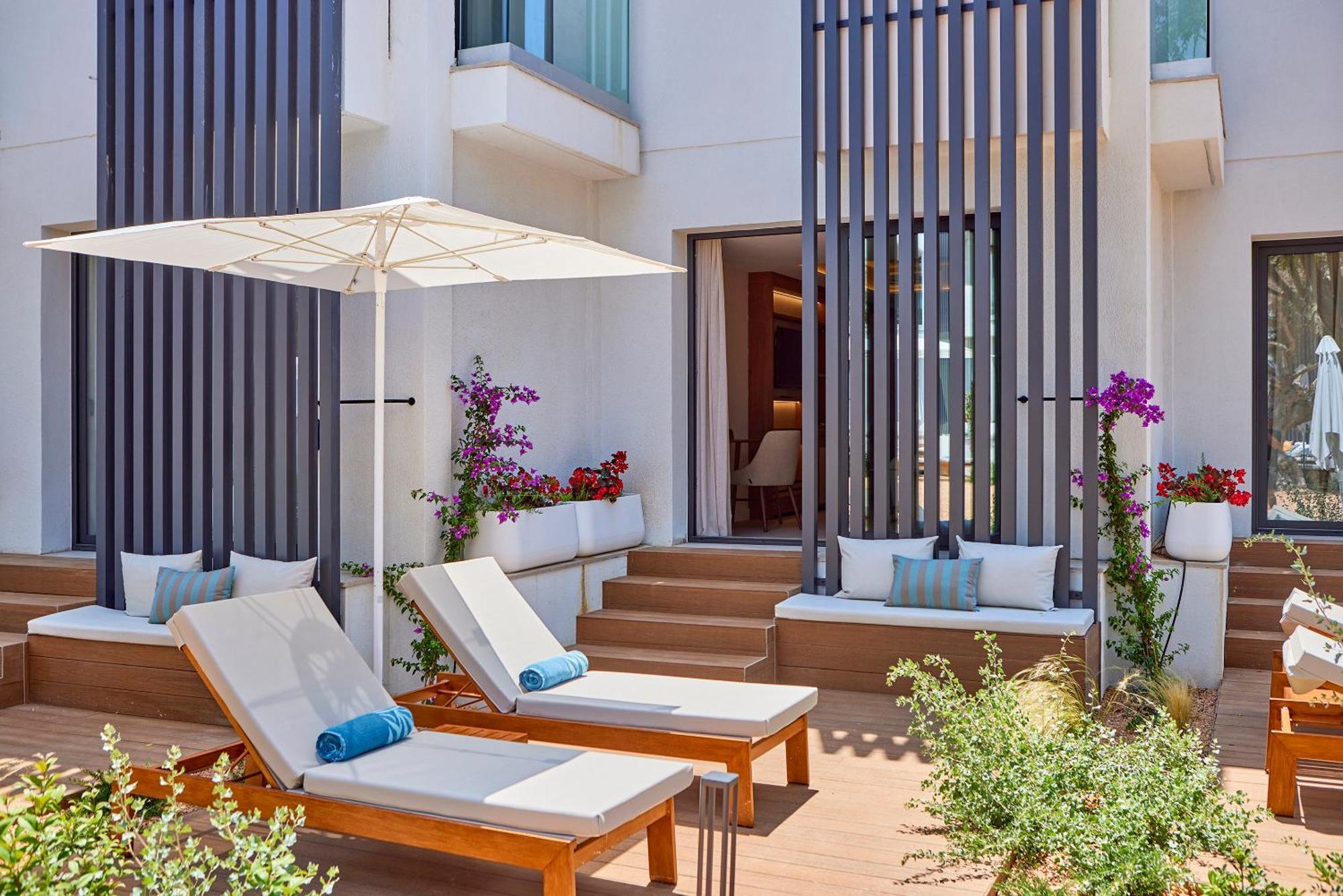 Universal Grand Leon & Spa Colonia de Sant Jordi Exterior photo