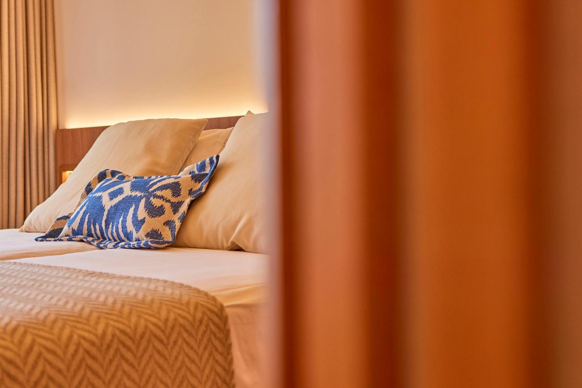 Universal Grand Leon & Spa Colonia de Sant Jordi Exterior photo