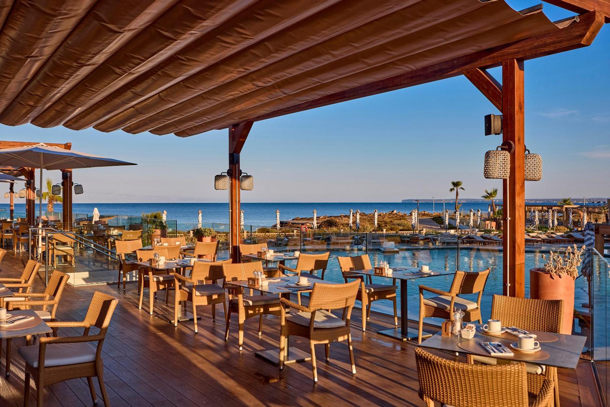 Universal Grand Leon & Spa Colonia de Sant Jordi Exterior photo